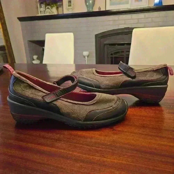 Jambu Formosa Mary Jane Suede Leather Adjustable Strap Gray Womens Size 9 - Picture 2 of 9